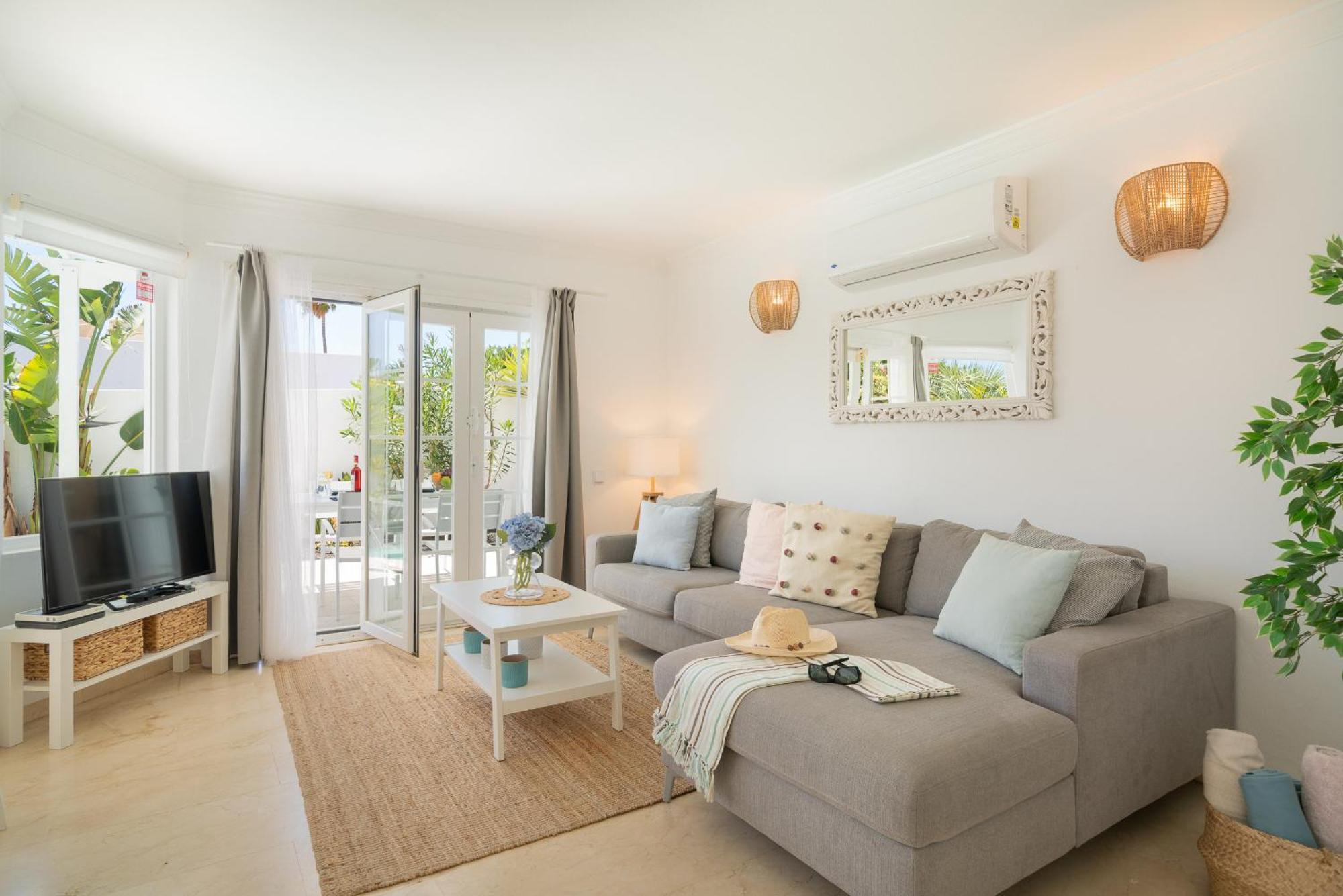 Villa Charlana By Buenavilla ปูแอร์โตเดลคาร์เมน ภายนอก รูปภาพ